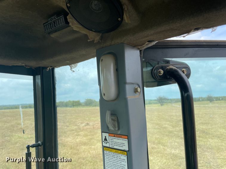 image for item JQ9434 2009 Montana 4340C  tractor