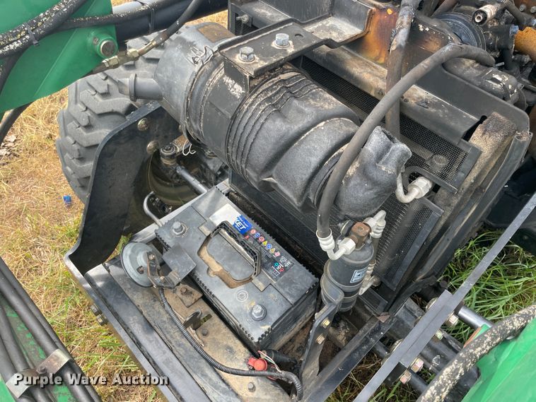 image for item JQ9434 2009 Montana 4340C  tractor