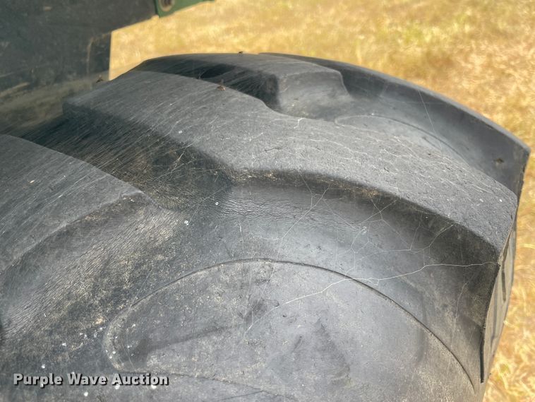 image for item JQ9434 2009 Montana 4340C  tractor