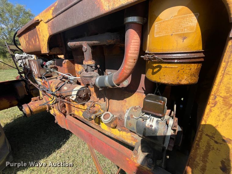 image for item JQ9459 Minneapolis Moline GB  tractor