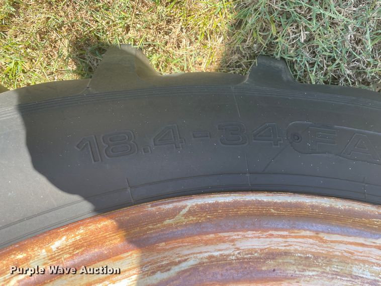 image for item JQ9459 Minneapolis Moline GB  tractor