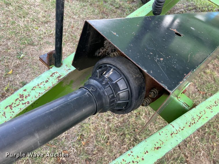 image for item JQ9506 Parker 250  grain cart