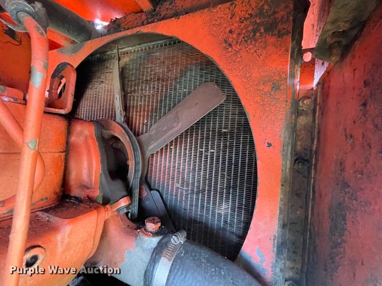 image for item JQ9508 Allis Chalmers 185  tractor