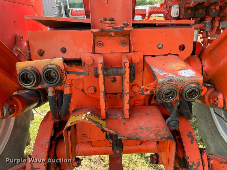 image for item JQ9508 Allis Chalmers 185  tractor