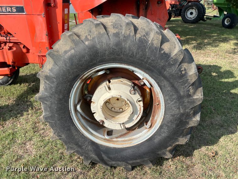 image for item JQ9508 Allis Chalmers 185  tractor