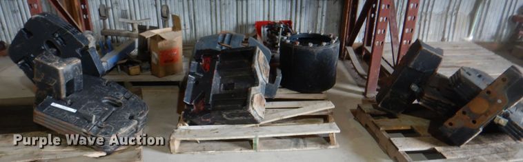 image for item JS9160 Approximately 20 suitcase weights