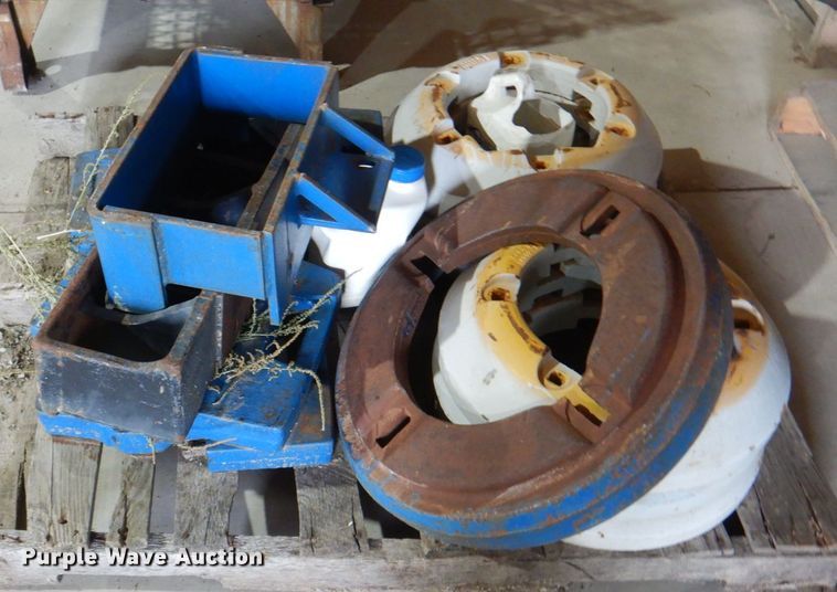 image for item JS9162 Approximately 18 weights