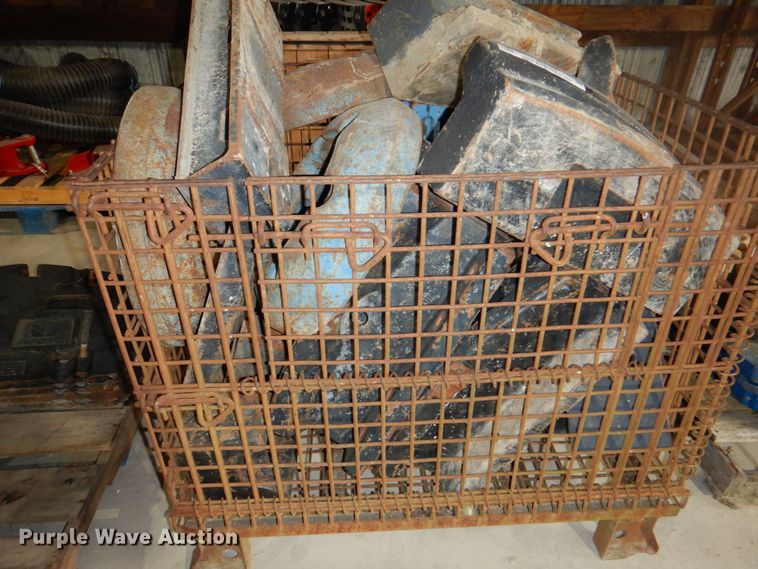 image for item JS9163 Approximately 40 weights