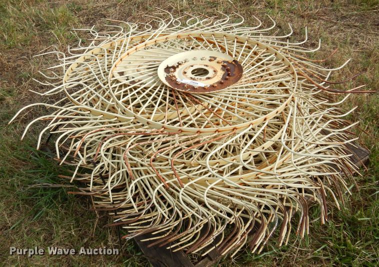 image for item JT9508 (15) hay rake wheels