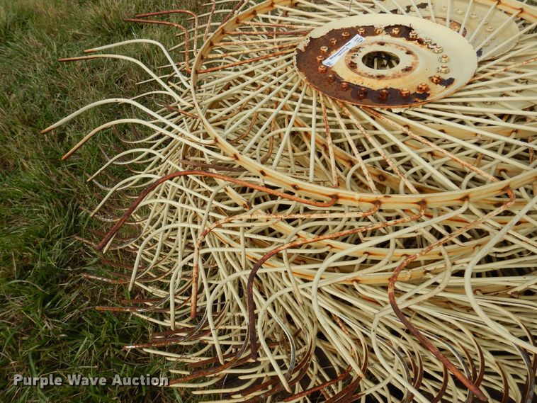 image for item JT9508 (15) hay rake wheels