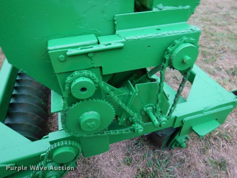 image for item KA9446 Seeder