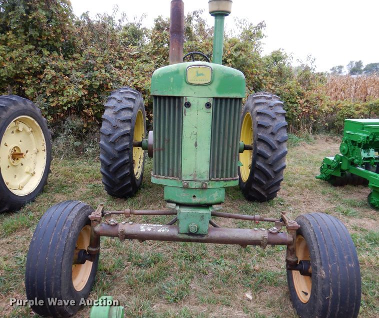 image for item KA9447 1959 John Deere 730  tractor
