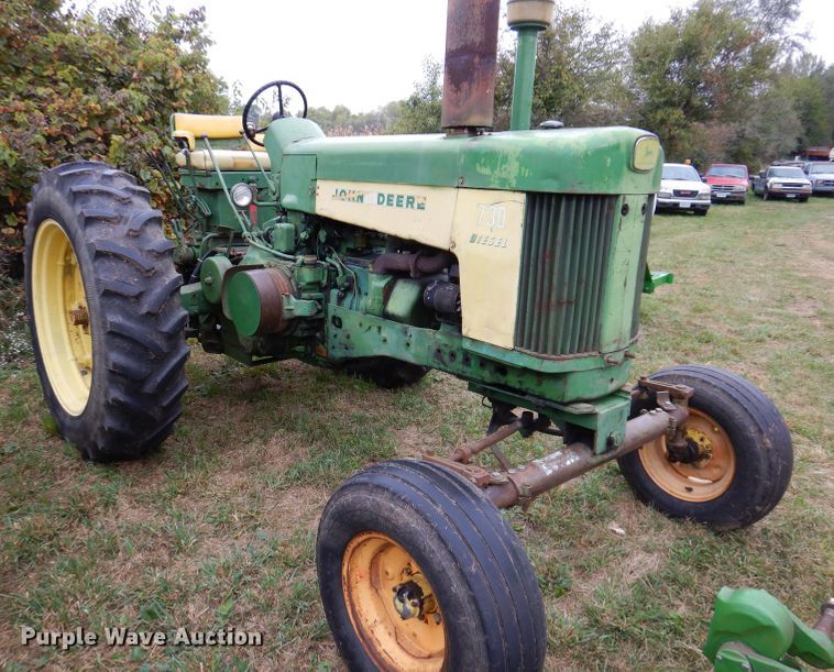 image for item KA9447 1959 John Deere 730  tractor