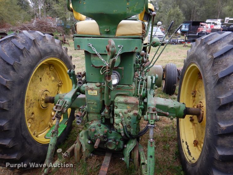 image for item KA9447 1959 John Deere 730  tractor