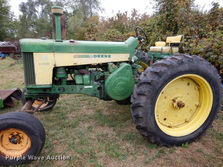 image for item KA9447 1959 John Deere 730  tractor