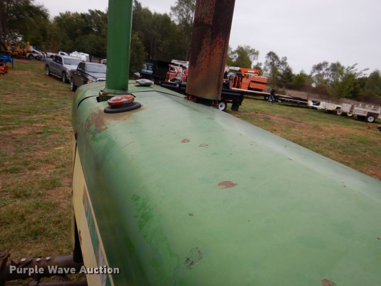 image for item KA9447 1959 John Deere 730  tractor