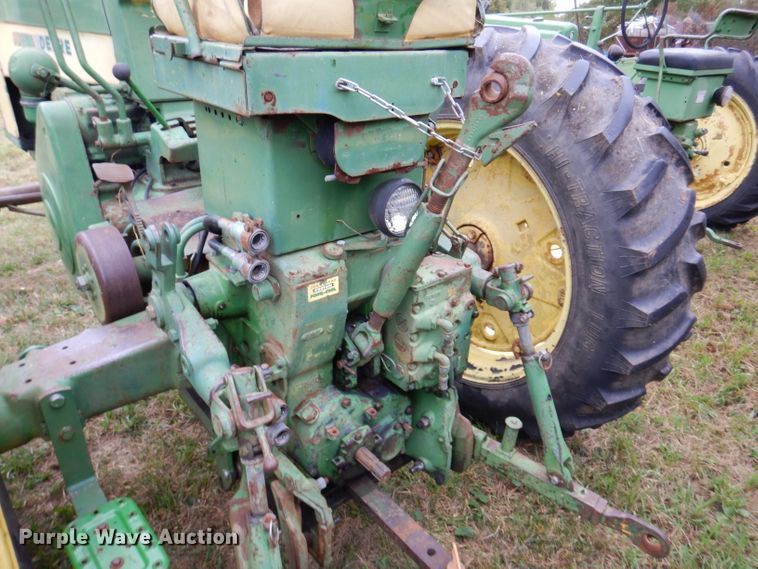 image for item KA9447 1959 John Deere 730  tractor