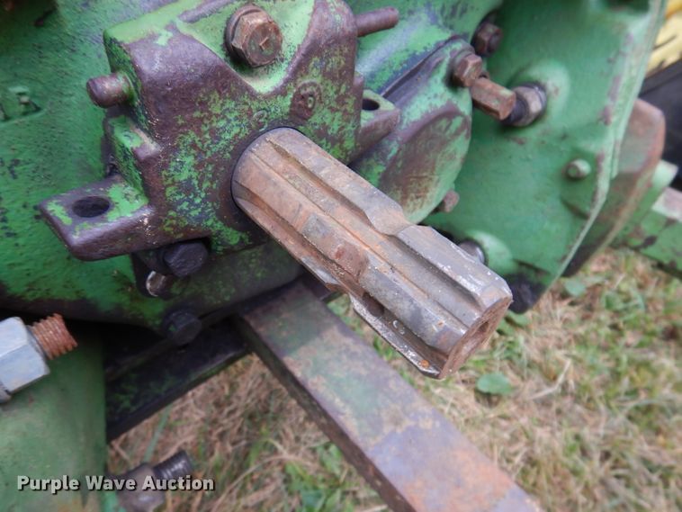 image for item KA9447 1959 John Deere 730  tractor