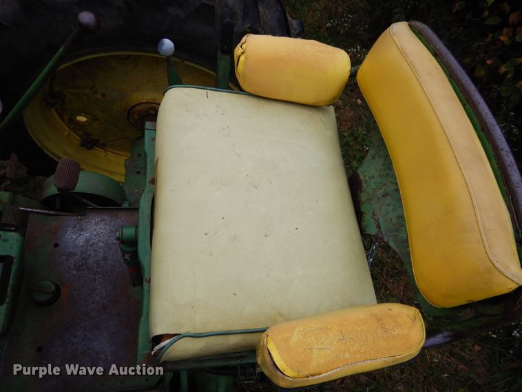 image for item KA9447 1959 John Deere 730  tractor