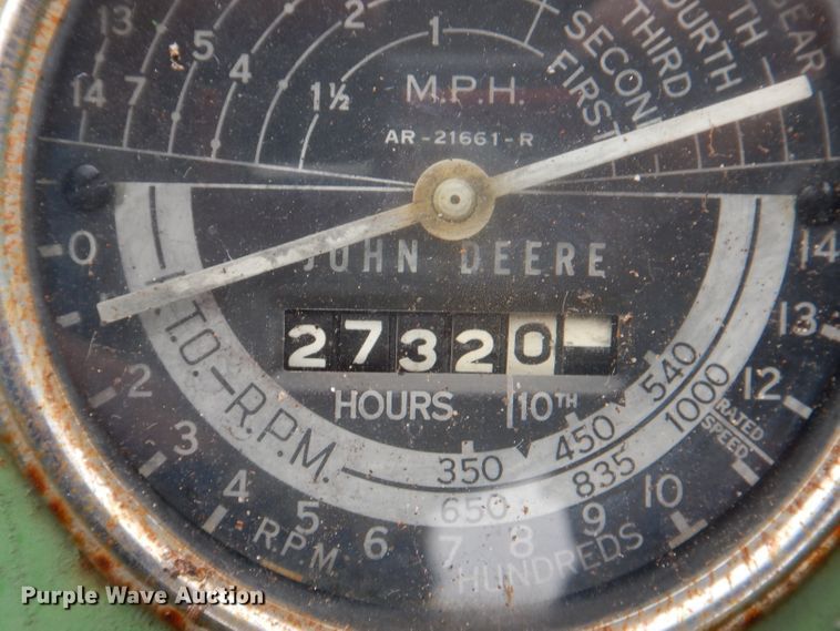 image for item KA9447 1959 John Deere 730  tractor