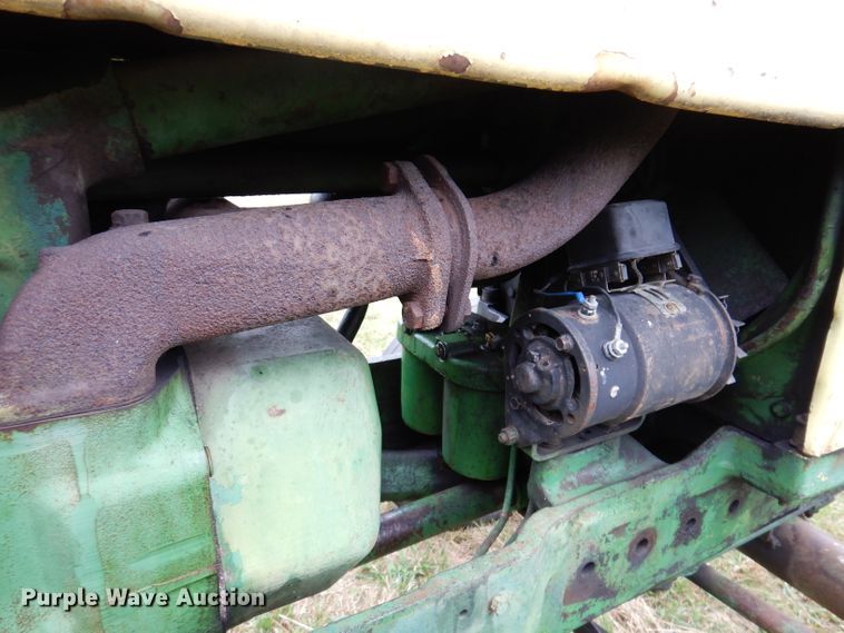 image for item KA9447 1959 John Deere 730  tractor