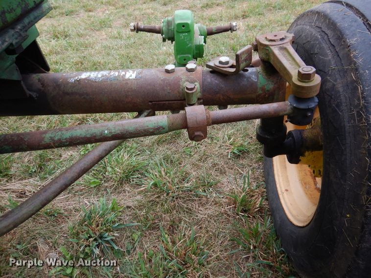 image for item KA9447 1959 John Deere 730  tractor