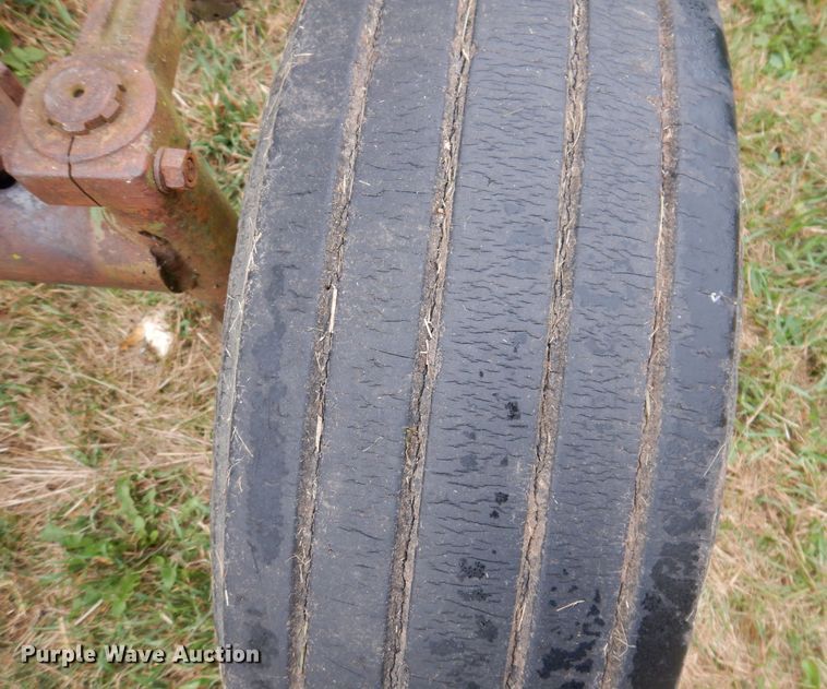 image for item KA9447 1959 John Deere 730  tractor