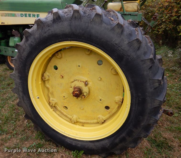 image for item KA9447 1959 John Deere 730  tractor
