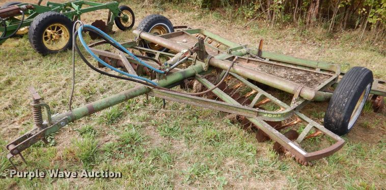 image for item KA9450 John Deere  tandem disk