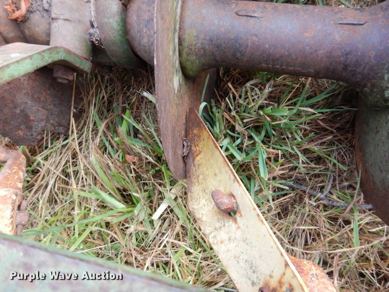 image for item KA9450 John Deere  tandem disk