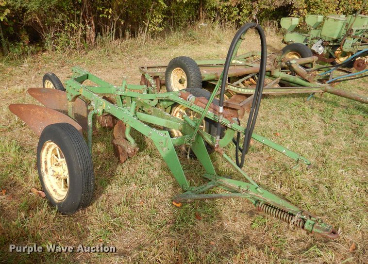 image for item KA9451 John Deere  two bottom plow