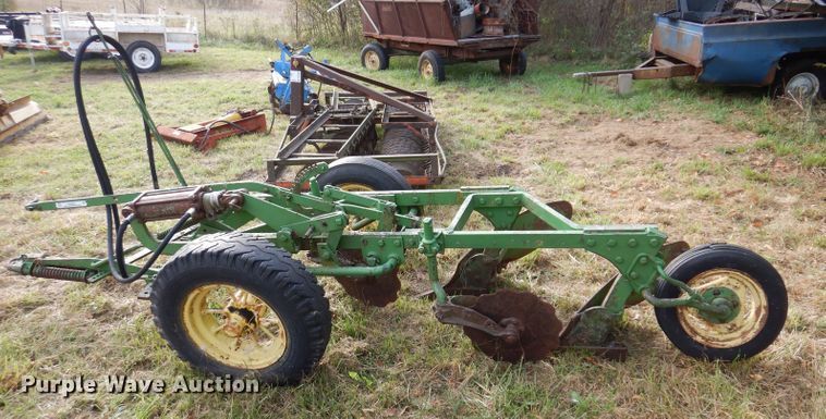 image for item KA9451 John Deere  two bottom plow