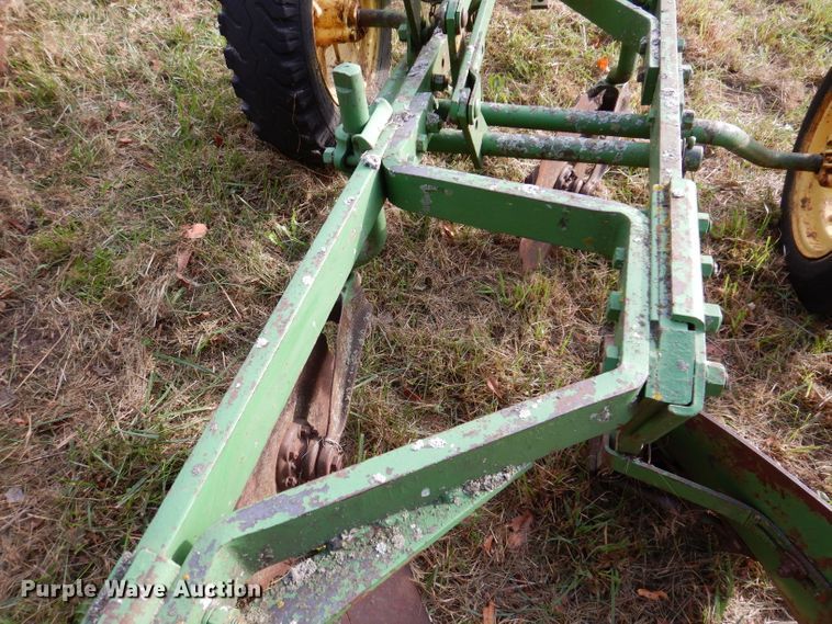 image for item KA9451 John Deere  two bottom plow