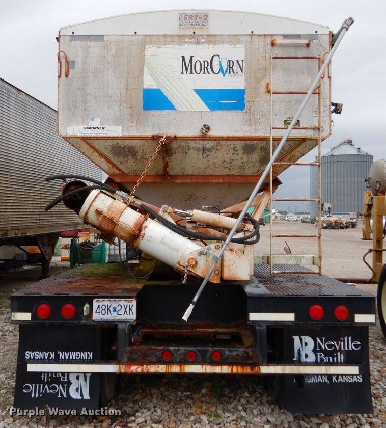 image for item KI9455 2004 Neville Built  fertilizer delivery trailer