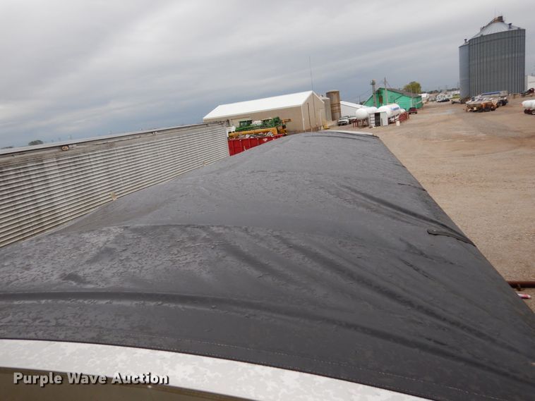 image for item KI9455 2004 Neville Built  fertilizer delivery trailer