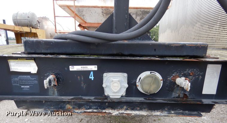 image for item KI9455 2004 Neville Built  fertilizer delivery trailer
