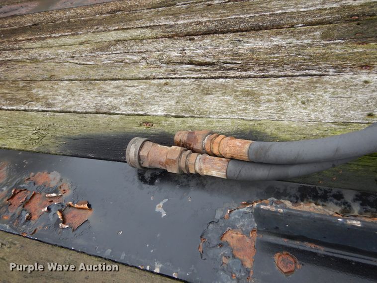 image for item KI9455 2004 Neville Built  fertilizer delivery trailer