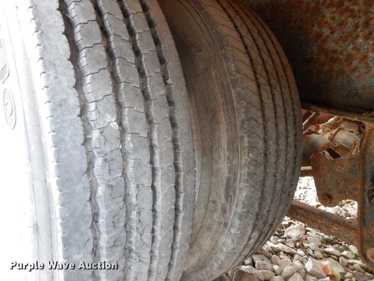 image for item KI9455 2004 Neville Built  fertilizer delivery trailer