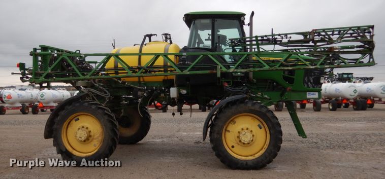 image for item KI9457 2011 John Deere 4630  sprayer