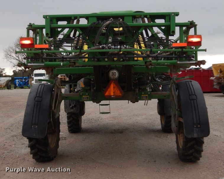 image for item KI9457 2011 John Deere 4630  sprayer