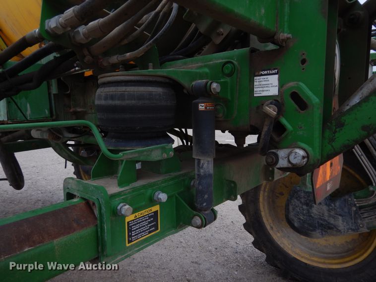 image for item KI9457 2011 John Deere 4630  sprayer