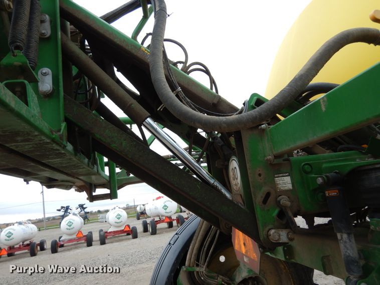 image for item KI9457 2011 John Deere 4630  sprayer
