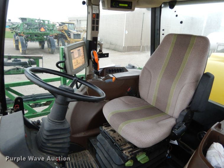 image for item KI9457 2011 John Deere 4630  sprayer