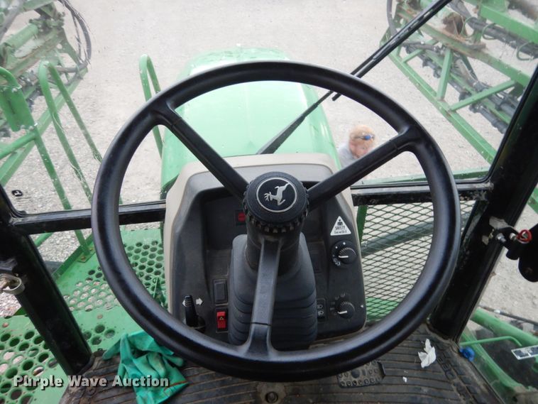 image for item KI9457 2011 John Deere 4630  sprayer