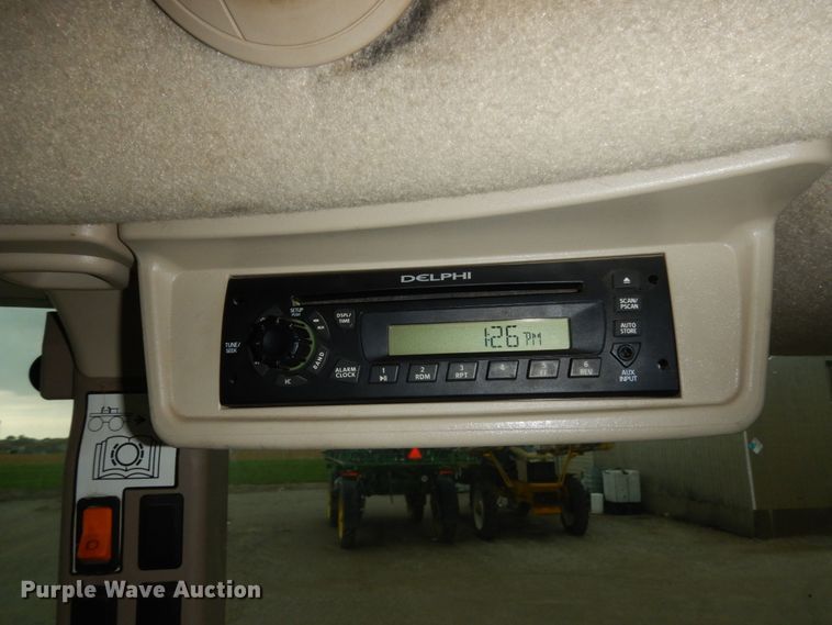 image for item KI9457 2011 John Deere 4630  sprayer