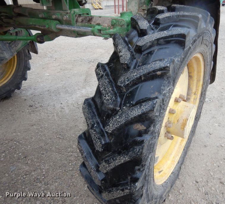 image for item KI9457 2011 John Deere 4630  sprayer