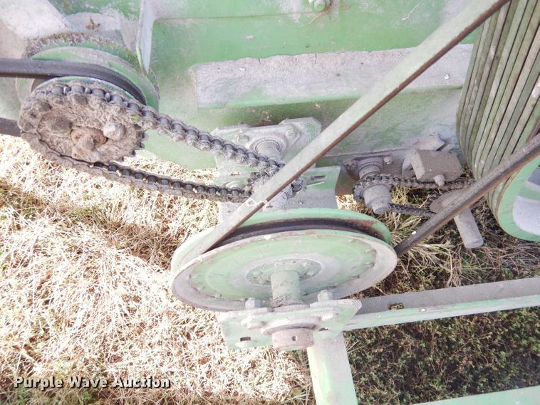 image for item KP9757 Owatonna 424  feed grinder/mixer