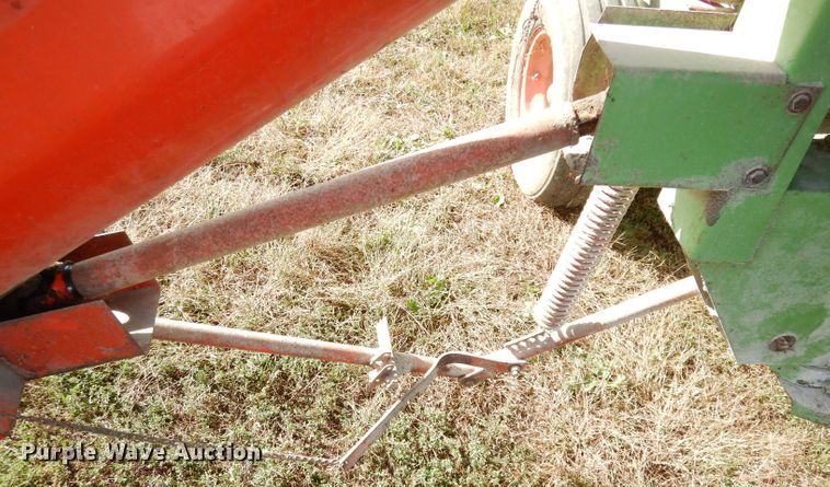 image for item KP9757 Owatonna 424  feed grinder/mixer