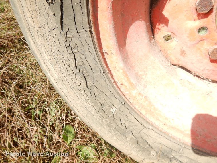 image for item KP9757 Owatonna 424  feed grinder/mixer