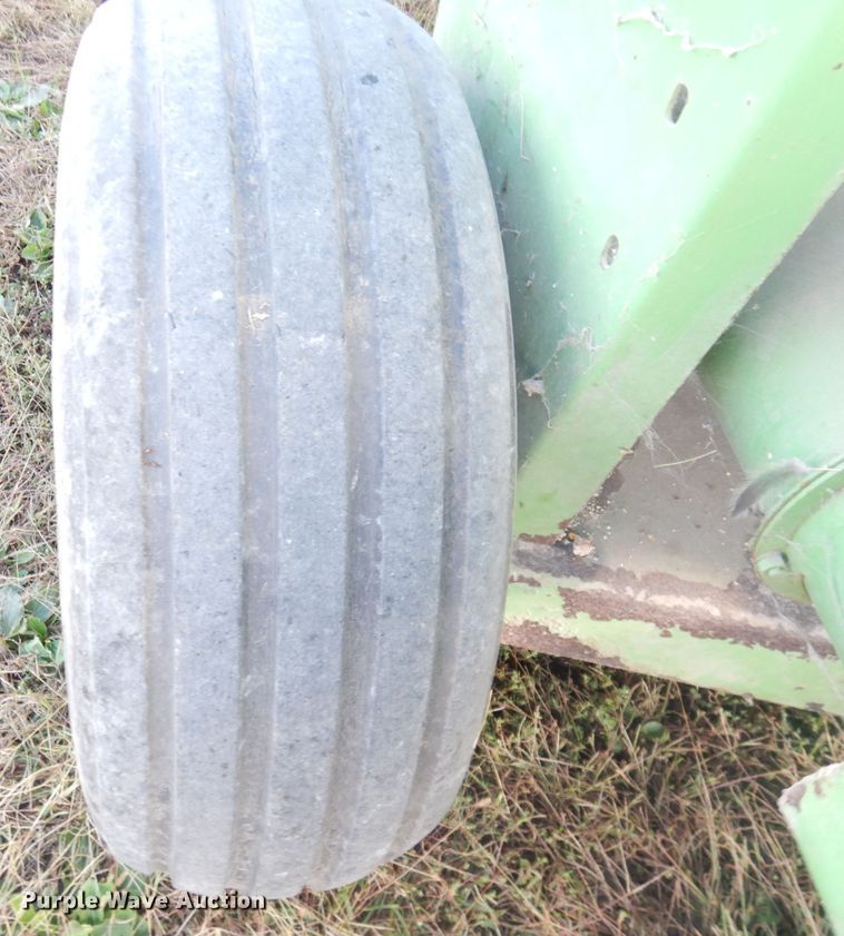 image for item KP9757 Owatonna 424  feed grinder/mixer